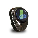 گلکسی واچ 7 مینی یک ساعت هوشمند اقتصادی و پرفروش است که با الهام از طراحی سری Galaxy Watch سامسونگ تولید شده.