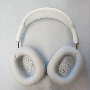 3 هدفون بلوتوثی اپل مدل AirPods Max