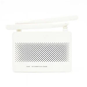 مودم Huawei EchoLife HG8145V5 یک دستگاه ONT (Optical Network Terminal) یا ترمینال نوری هوشمند است که برای اتصال فیبر نوری (GPON) طراحی شده است. این مودم به‌دلیل ترکیب قابلیت‌های مودم فیبر با عملکرد روتر وای-فای، گزینه‌ای مناسب برای خانه‌ها یا دفاتر کوچک است که هم به اینترنت پرسرعت نیاز دارند و هم به امکان اتصال تلفن VoIP و شبکه محلی.